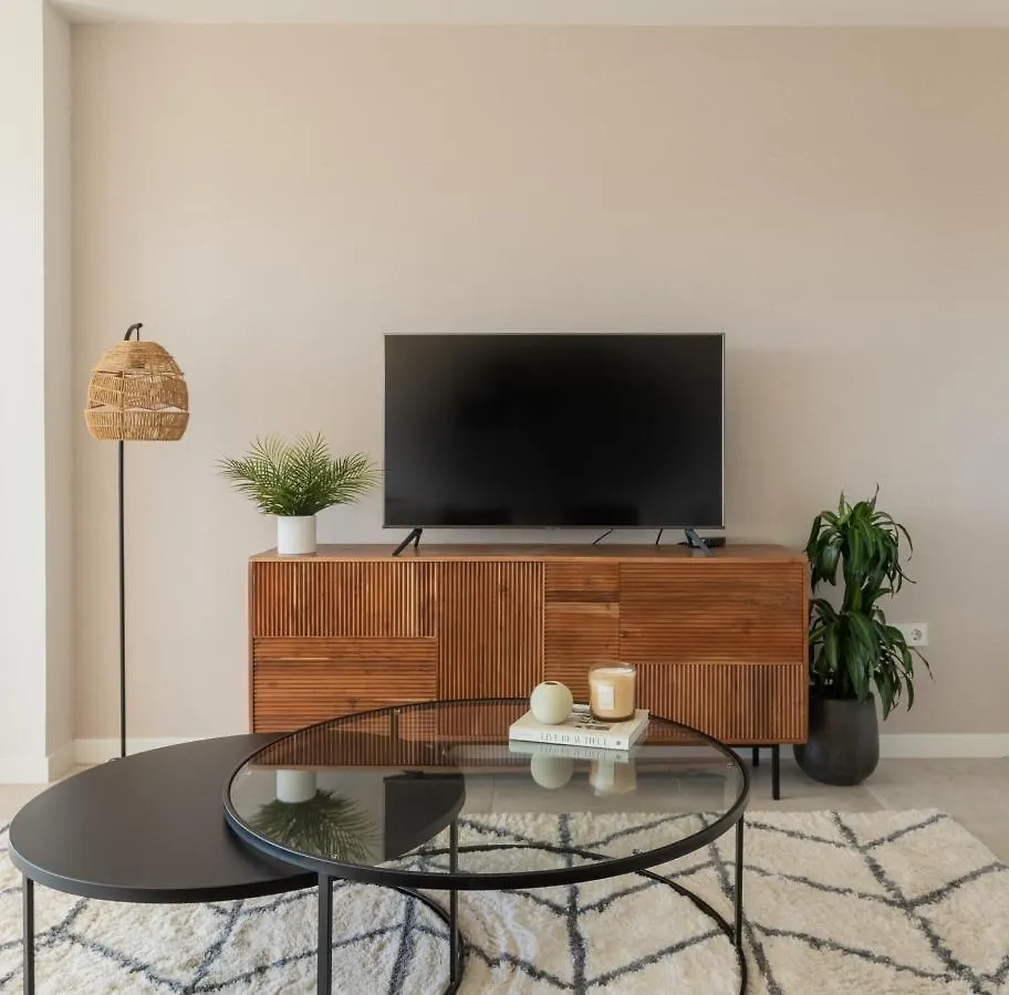 Ar 17 South Bay Apartment Estepona