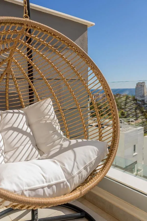Ar 17 South Bay Apartment Estepona Spain
